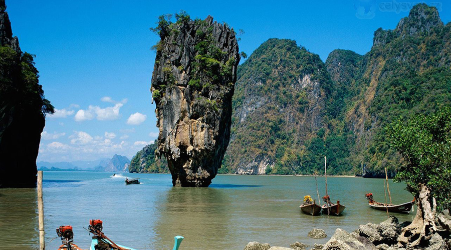 James Bond Island by Big Boat