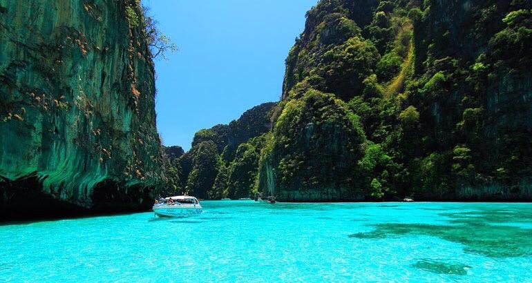 Phi Phi Island + Khai Island. by Speed Boat.  (Vip.)